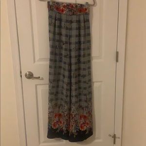 Wide leg floral prints